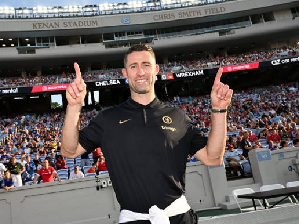 Gary Cahill Minta Pendukung Chelsea Bersabar dengan Mauricio Pochettino