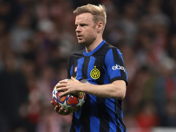 Agen Ungkap Alasan Davy Klaassen Merapat ke Inter Milan