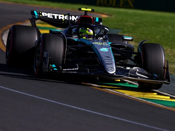 Tim Mercedes Belum Mengetahui Penyebab Matinya Mesin Hamilton