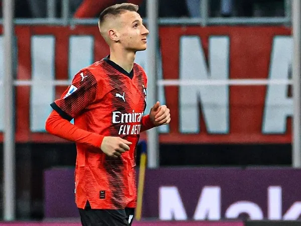 Negosiasi Francesco Camarda Maki Rumit, Agen Minta Komisi 10 juta Euro