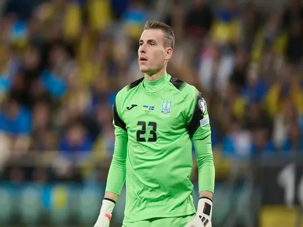 Real Madrid-Yakin tentang Pembaruan Kontrak Andriy Lunin