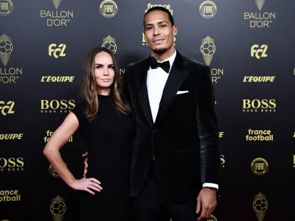 Virgil van Dijk Akui Istrinya Berperan Dalam Kepindahannya ke Liverpool
