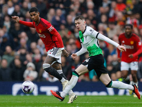 Statistik Menarik Setelah Man United Bermain Imbang 2-2 Melawan Liverpool