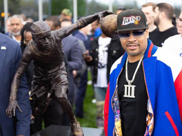 Ukuran Patung Allen Iverson Bikin Salah Paham, Sixers Dianggap Tidak Hormat