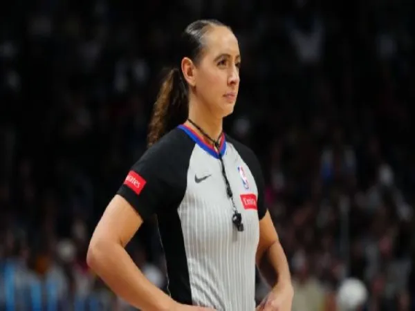 Ashley Moyer-Gleich Bangga Bakal Jadi Wasit di NBA Playoff