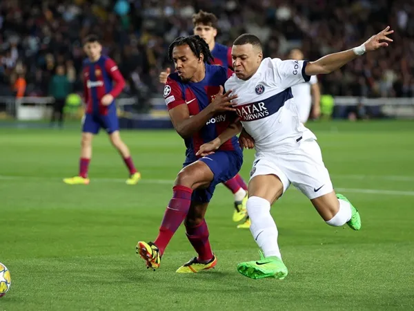 Jules Kounde siap untuk bendung Vinicius Jr Jelang El Clasico
