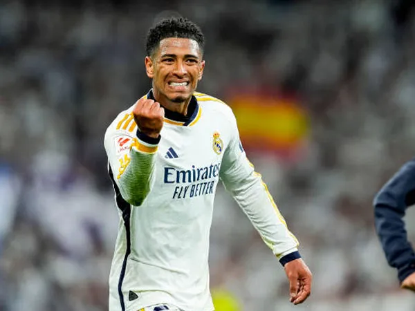 Jude Bellingham Antar Real Madrid Menang Dramatis Atas Barcelona