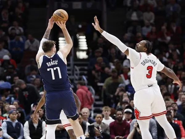 Goran Dragic sarankan Luka Doncic untuk lebih banyak oper bola.