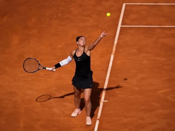 Sara Errani Berjuang Habis-Habisan Demi Depak Caroline Wozniacki Dari Madrid