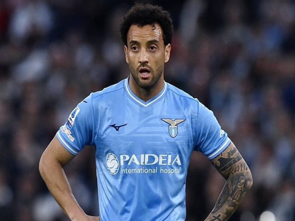 Winger Lazio Tunjukkan Cedera Mengerikan Yang Dialami vs Juventus