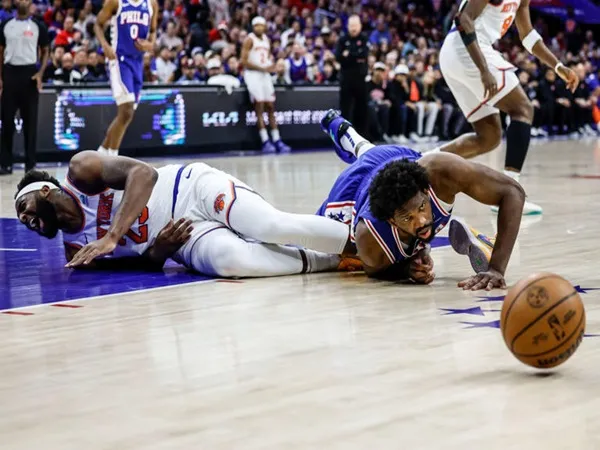 Donte DiVincenzo Kecam Permainan Embiid terhadap Robinson