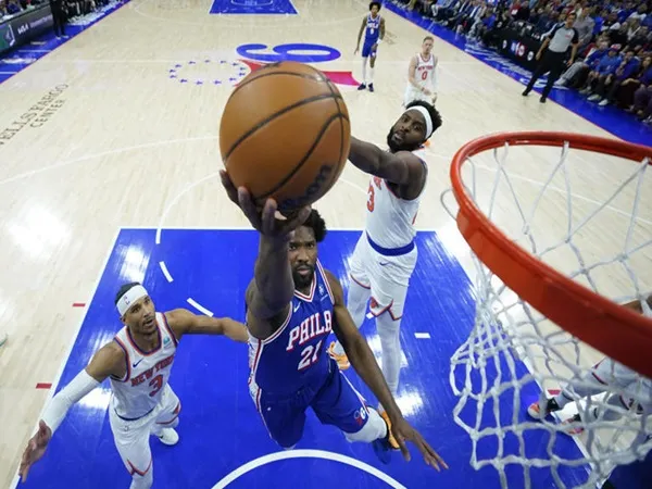 Joel Embiid Pimpin Sixers Perkecil Ketinggalan Atas Knicks