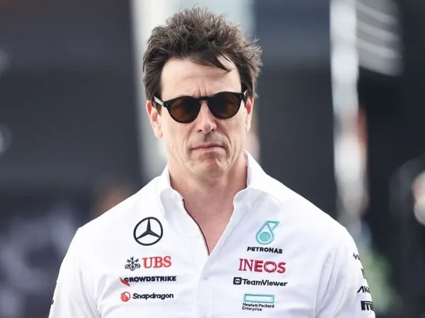Toto Wolff minta Mercedes serius berbenah.