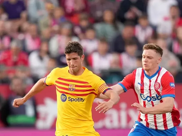 Sergi Roberto Meminta Maaf Setelah Kekalahan Barcelona