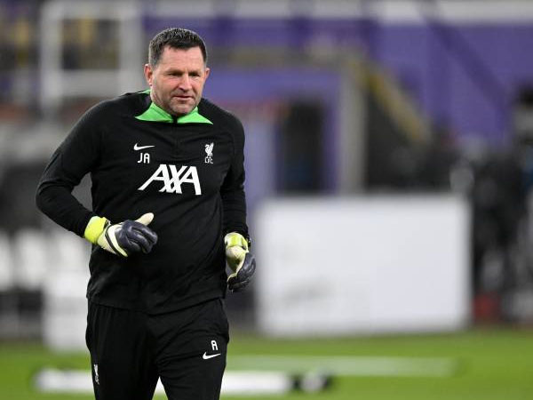 Tinggalkan Klub, Pelatih Kiper Liverpool Tulis Surat Perpisahan