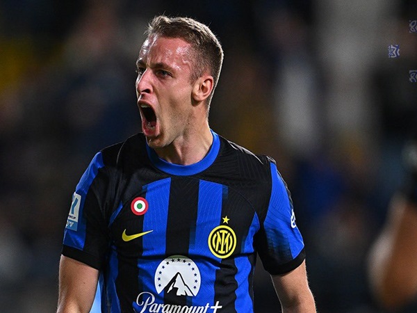 Atletico Madrid Tertarik Pada Servis Gelandang Inter Milan