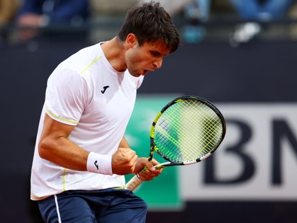 Debut Di Roma, Aleksandar Vukic Patahkan Harapan Diego Schwartzman