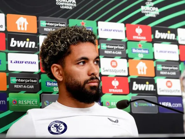 Douglas Luiz.
