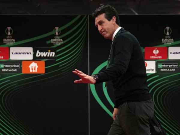 Unai Emery Bangga dengan Performa Aston Villa di Conference League