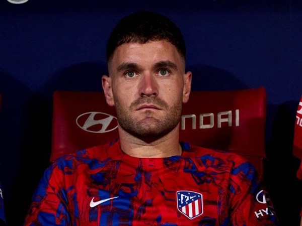 Defender Atletico Madrid Isyaratkan Ingin Bertahan di Real Sociedad