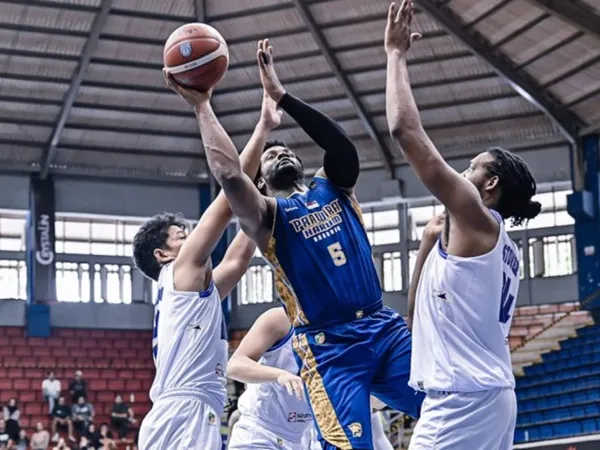 Prawira Bandung Berikan Tangerang Hawks Kekalahan Keenam Beruntun