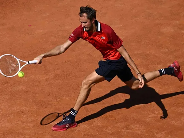Turun Di Roma, Daniil Medvedev Sabet Kemenangan Ke-100 Di Turnamen Masters