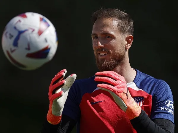 Kiper Atletico Madrid