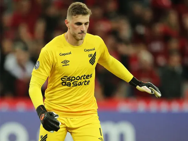 Inter Tak Perlu Jual Pemain Top untuk Datangkan Bento Matheus