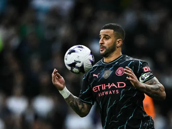 Gagal Ganggu Waktu Tidur Pemain City, Kyle Walker Ledek Penggemar Arsenal