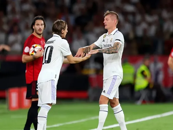 Perpanjangan Kontrak Dua Superstar Real Madrid Masih 50/50