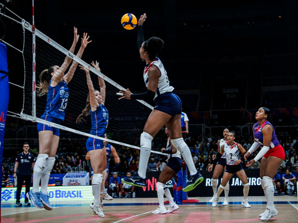 VNL 2024: Dipimpin Yonkaira Pena, Republik Dominika Tundukkan Serbia 3-1