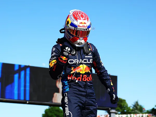 Max Verstappen rajai pagelaran F1 GP Emilia Romagna.