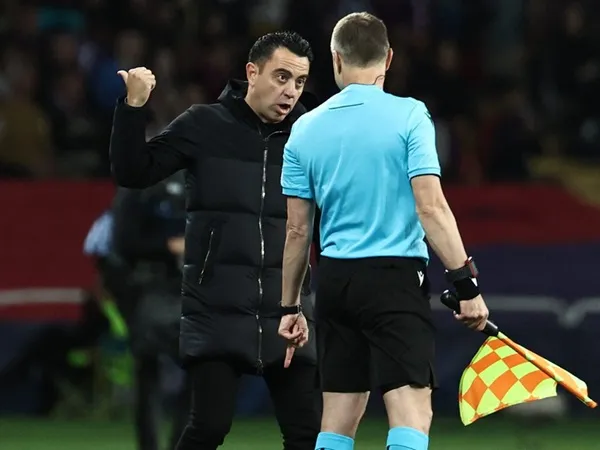 Xavi Hernandez Terkena Sanksi dari UEFA Sebanyak Dua Laga