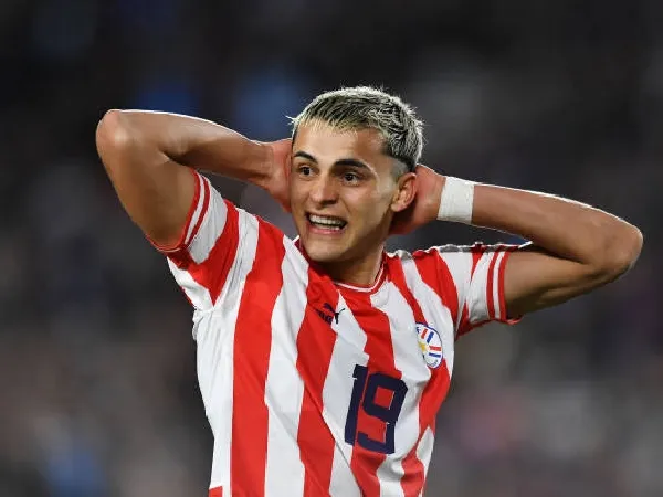 Wolverhampton tertarik membawa Ramon Sosa ke Premier League