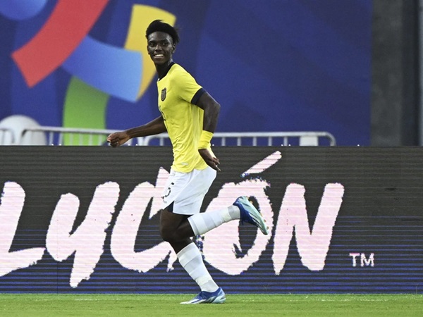 Barcelona Kesulitan Dapatkan Bintang Muda Ekuador