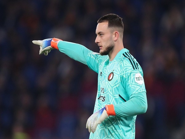 Dikaitkan dengan Liverpool dan Arsenal, Justin Bijlow Bilang Begini