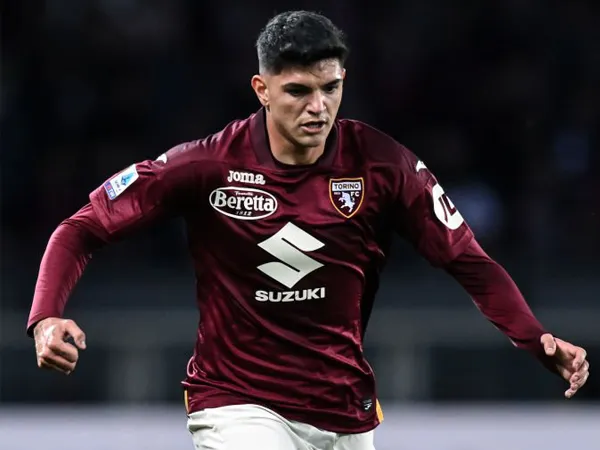 Saingi AS Roma, Aston Villa Juga Inginkan Raoul Bellanova