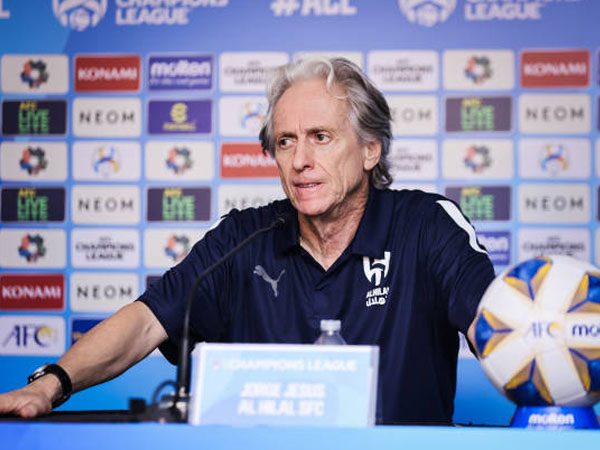 Al Hilal Resmi Perpanjang Kontrak Manajer Jorge Jesus