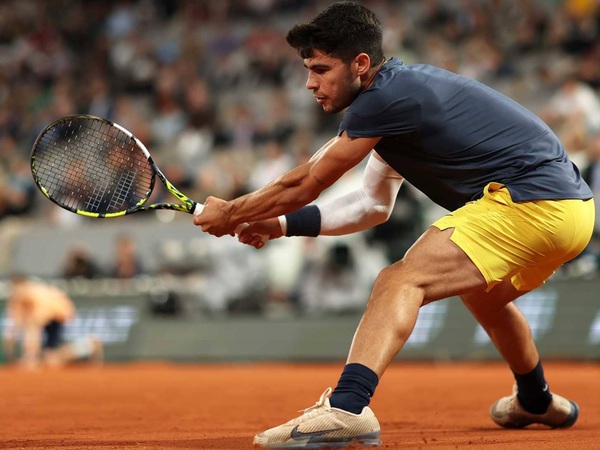 Hasil French Open: Carlos Alcaraz Lulus Ujian Jesper de Jong