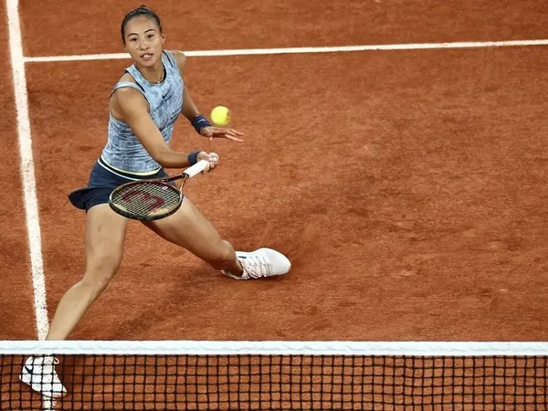Hasil French Open: Zheng Qinwen Akhiri Karier Alize Cornet Di Roland Garros