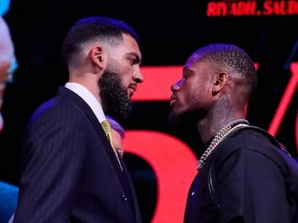 Hamzah Sheeraz (kiri) dan Austin Williams. (Foto: Matchroom Boxing)