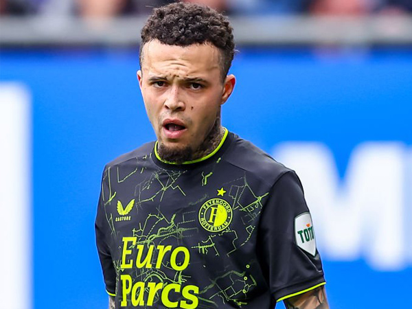 Arsenal Siap Bersaing dengan Chelsea Demi Quilindschy Hartman