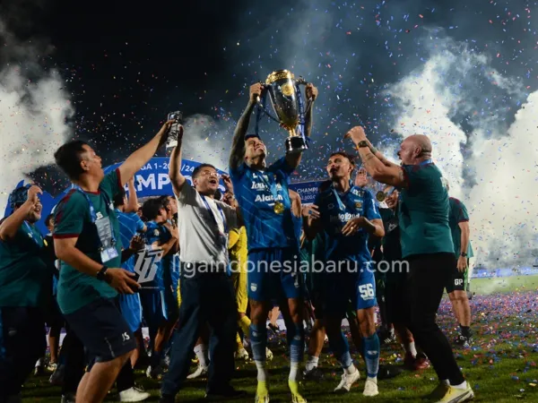 Persib bisa menang di laga final leg kedua karena main bagus di babak kedua.
