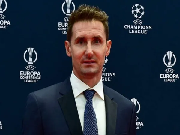 Lazio Hubungi Klose Sebagai Kandidat Pengganti Igor Tudor