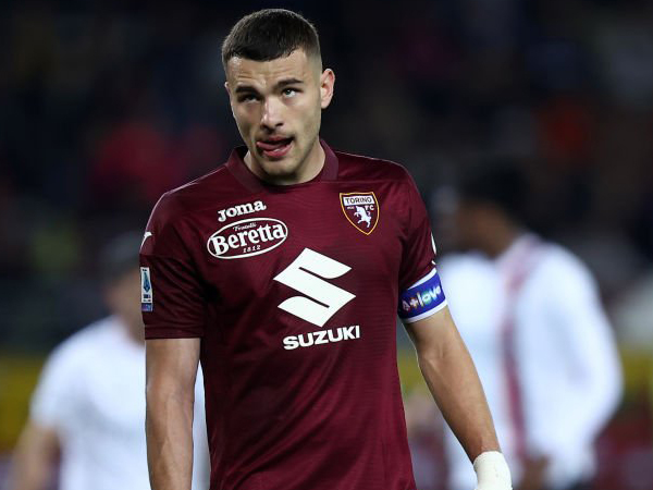 Selain Alessandro Buongiorno, Inter Juga Pantau Perr Schuurs