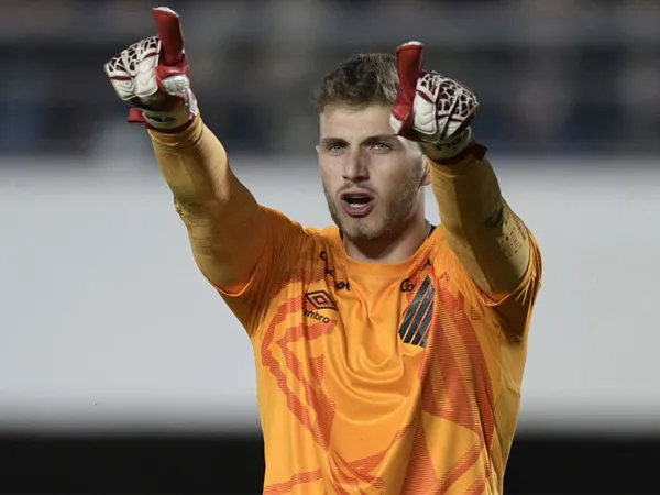 Bento Matheus Masih Target Prioritas Inter di Musim Panas