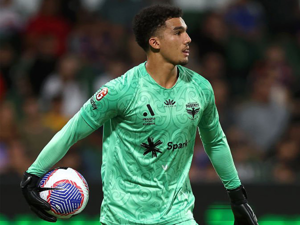 Bournemouth Datangkan Alex Paulsen dari Wellington Phoenix