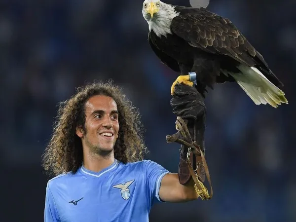 Gelandang Lazio