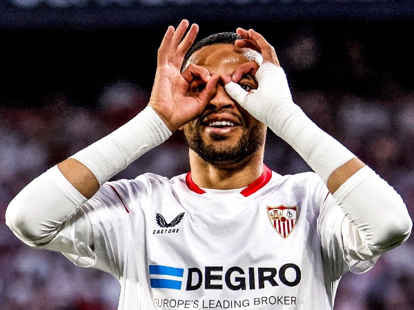 Tottenham Siap Kalahkan Villa dan West Ham Dalam Perburuan Striker Sevilla