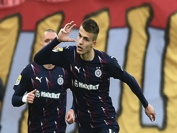 Striker incaran Lazio